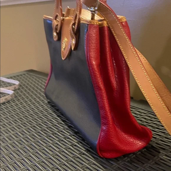 Chic Blue and Tan Satchel with Red Accents - Picture 3 of 8
